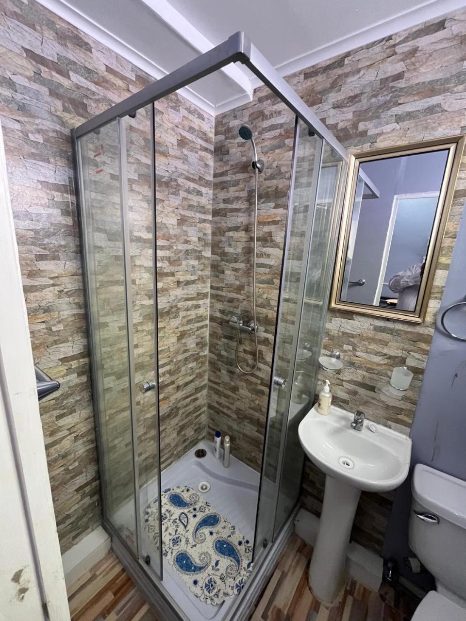 Hospedaje Oasis Modulares Calama Eksteriør billede